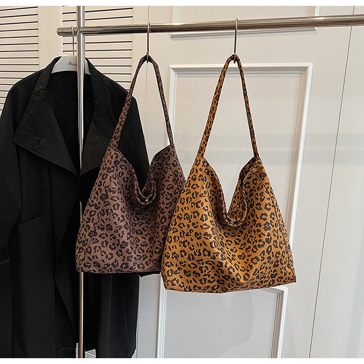 Retro Woolen Tote Bag Urban Simplicity Style for Daily Use