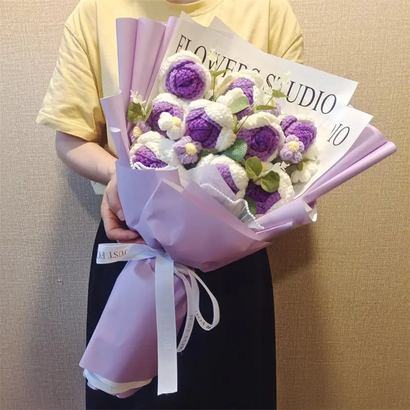 Handmade Wool Rose Bouquet with LED Lights - Eternal Floral Gift with Handbag for Valentine?s Day & Birthdays