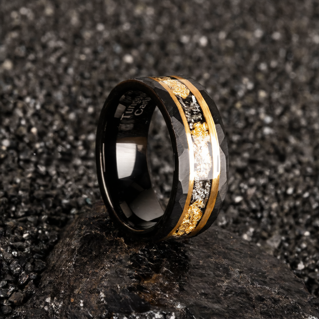 Mens Tungsten Wedding Band Hammered Black Ring with Gold Foil Inlay - Scratch-Resistant Tungsten Steel Ring (4mm?8mm)