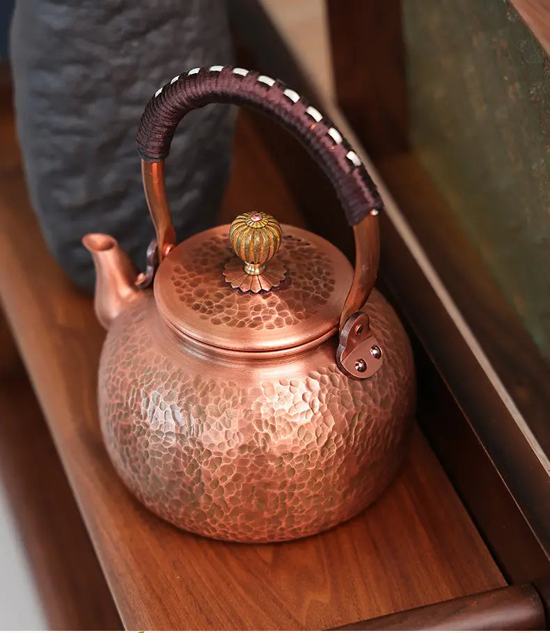 Handcrafted Pure Copper Tea Kettle - Retro Hammered Boiling Water Pot (600ml-1800ml)