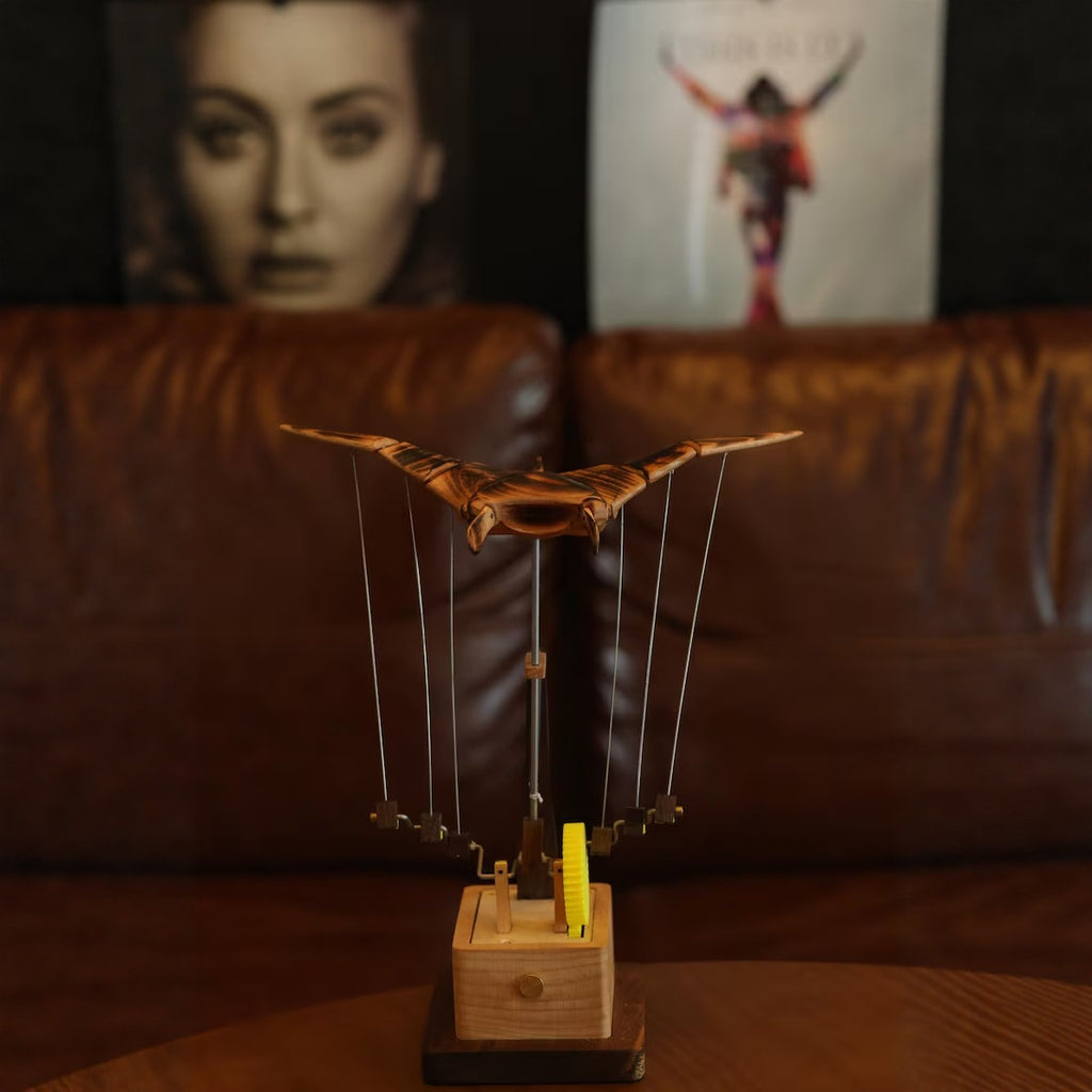 Hand-Cranked Wooden Automata Flying Manta Ray Mechanical Educational Desk Toy & Artistic Gift