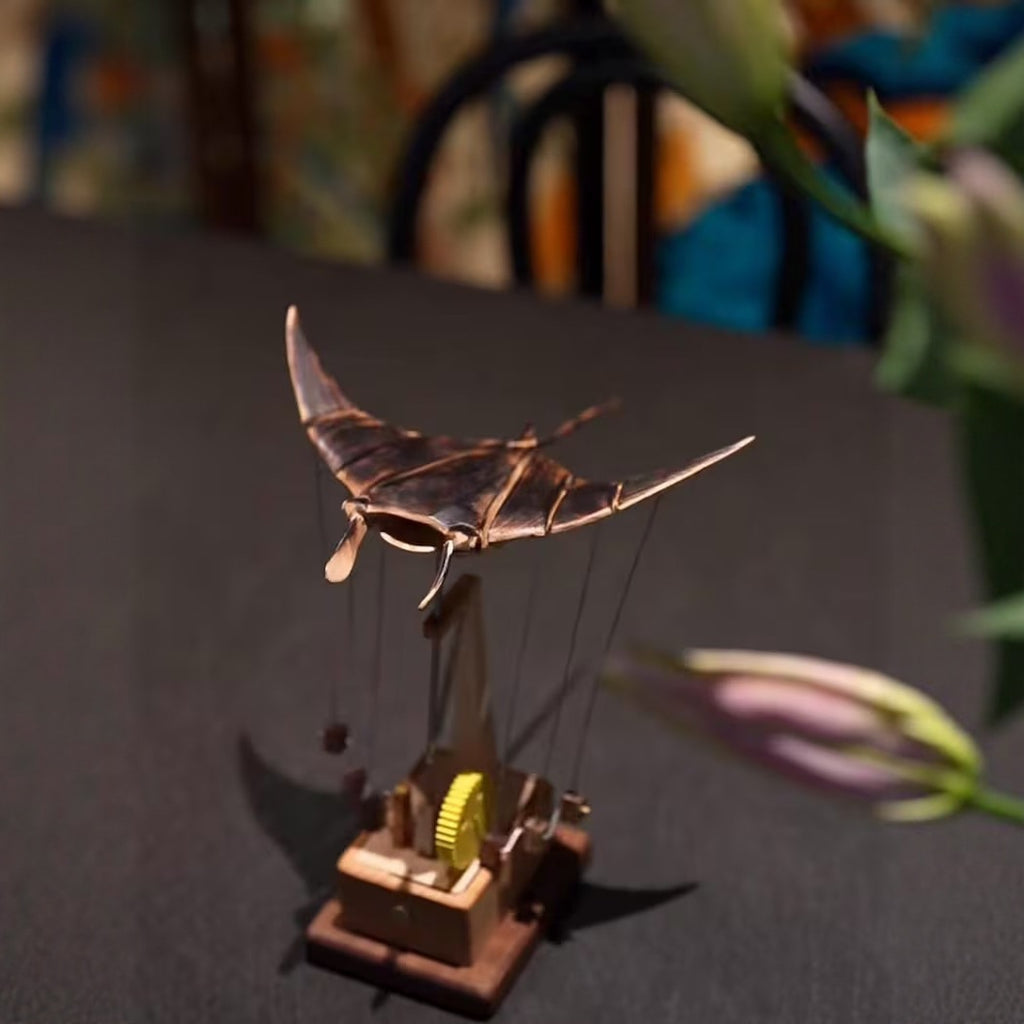 Hand-Cranked Wooden Automata Flying Manta Ray Mechanical Educational Desk Toy & Artistic Gift