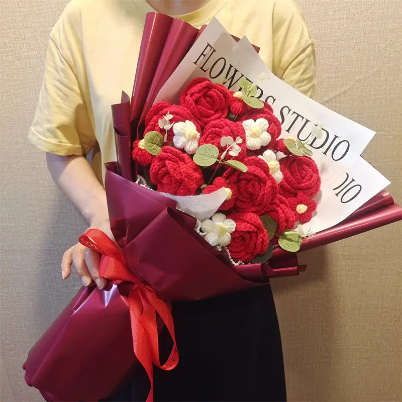 Handmade Wool Rose Bouquet with LED Lights - Eternal Floral Gift with Handbag for Valentine?s Day & Birthdays