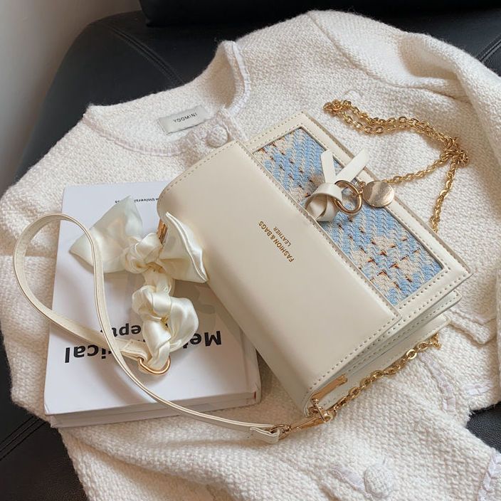 Fashion Shoulder Bag Medium PU Leather Crossbody Bag with Phone Pocket and Zippered Compartments