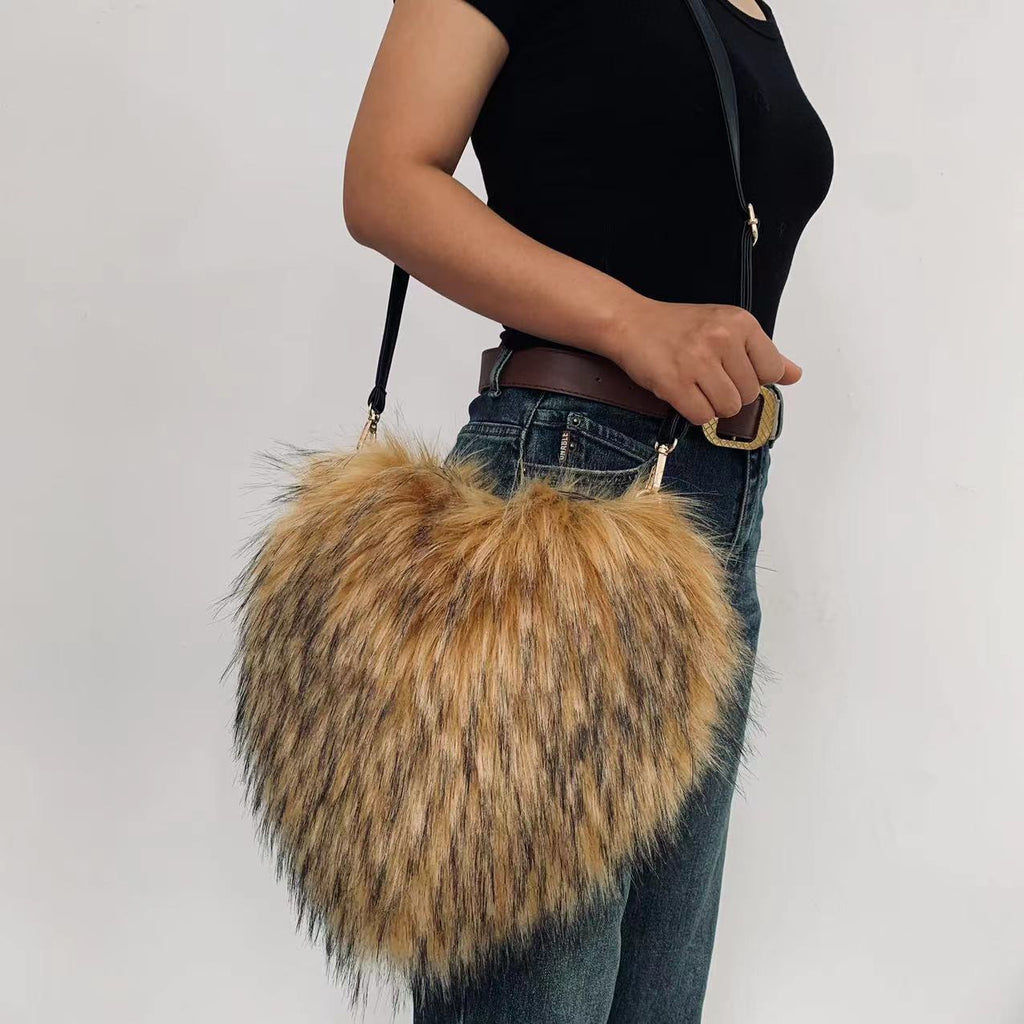 Heart-Shaped Plush Crossbody Bag Soft Raccoon Fur Shoulder Bag with Zipper Pocket, Retro Style