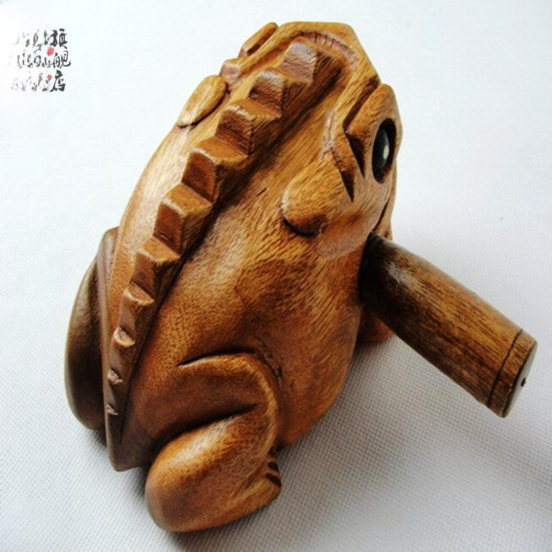 Handcrafted Thai Wooden Toad ? Mango Wood Souvenir with Chirping Sound and Cultural Charm