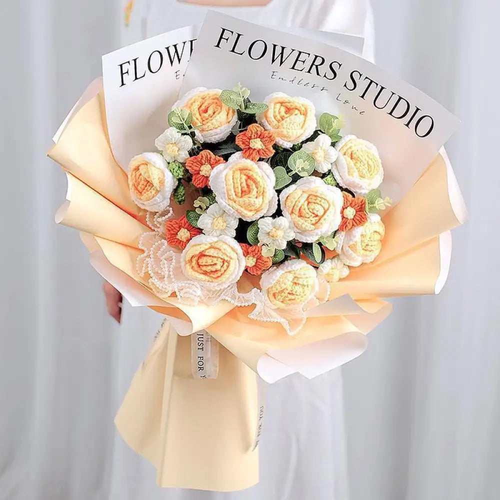 Handmade Wool Rose Bouquet with LED Lights - Eternal Floral Gift with Handbag for Valentine?s Day & Birthdays - 9 lemon